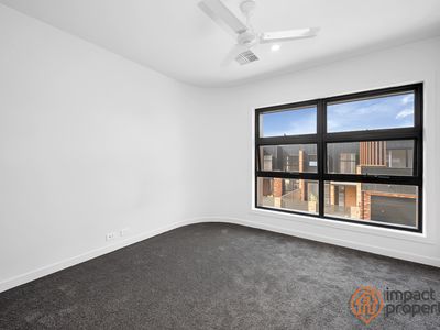 2 / 2 Jackonia Street, Whitlam