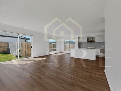 16 Montagna Drive, Clyde