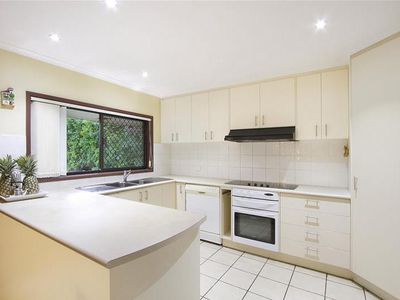 24 Greenview Avenue, Rochedale South