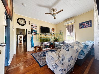 26 Rutherford , Charters Towers City