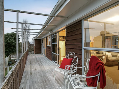 90b Birkdale Road, Birkdale