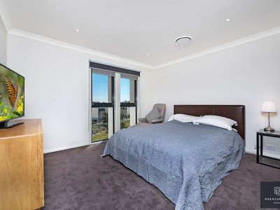 100 Grace Crescent , Kellyville