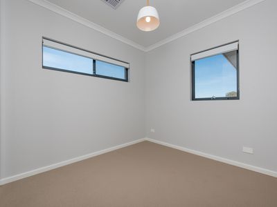 6c Salmar Way, Westminster