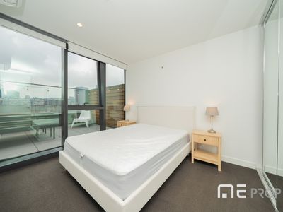 510 / 15 Doepel Way, Docklands