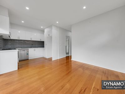 2 / 6 Dunn street, Broadmeadows