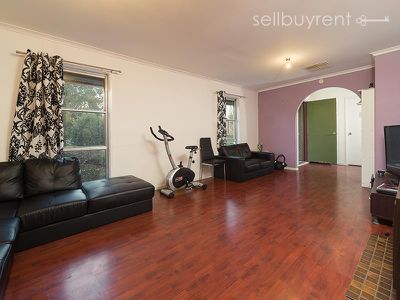 76 TRUDEWIND ROAD, Wodonga