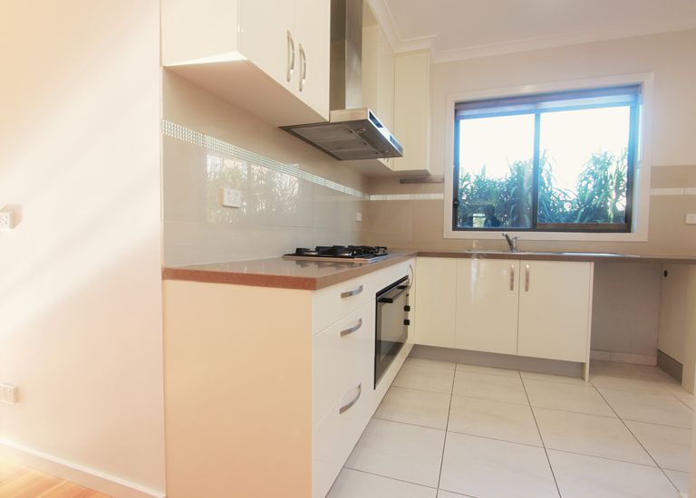 2A  Hunsford Avenue, Notting Hill