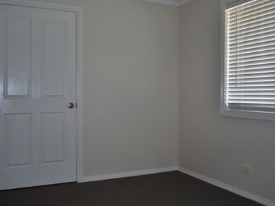 23 Falconer Way, Dubbo
