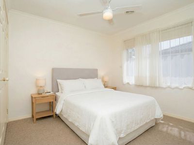 16 WREN COURT, Wodonga