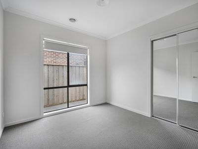 17 Beatty Avenue, Truganina