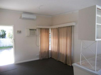 2 / 22 O'Connor Street, Horsham