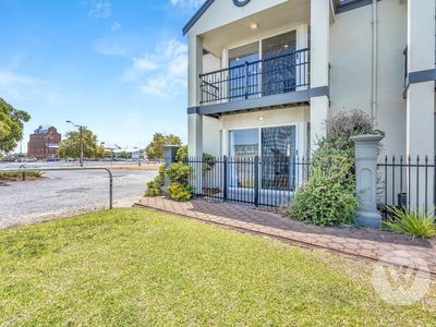 8 / 12 Hagen Avenue, Port Adelaide