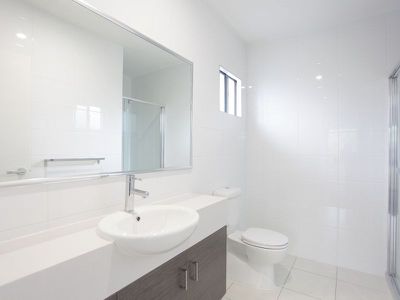 126 Cooper Crescent, Rochedale