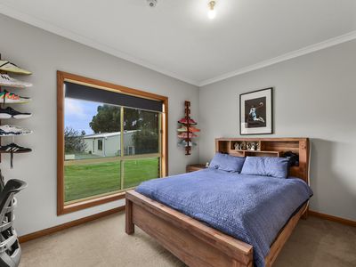21 Mount Percy Road, Compton