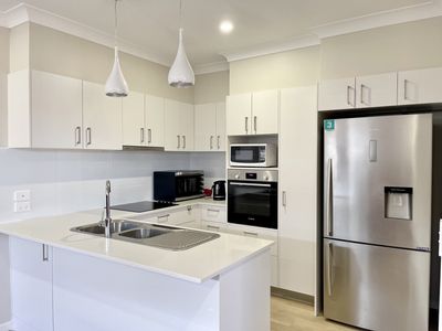 163 / 2-20 Island View Drive, Urangan