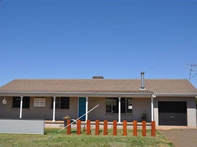 52 Mcdonnell Street, Forbes