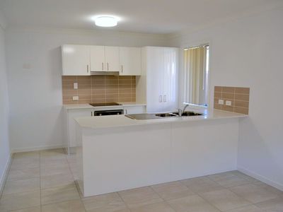 49 Freedom Crescent, South Ripley