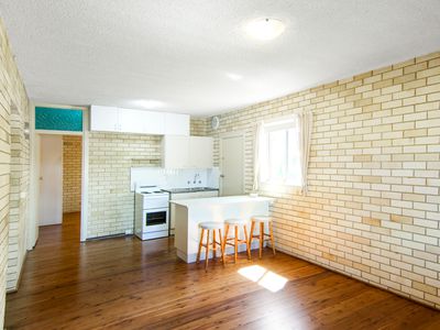 1 / 31 Point Road, Tuncurry