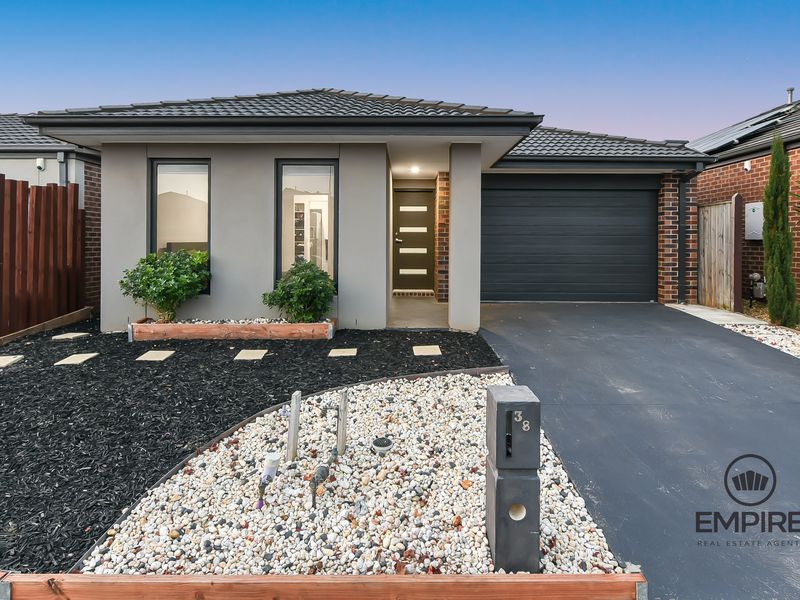 38 Green Gully Road, Clyde