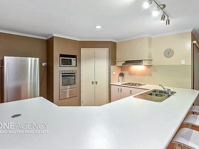 16 Coomaroo Street, Durack