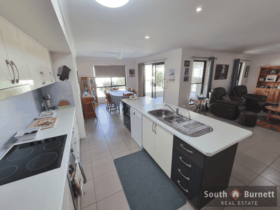 11 ALLAN Place, Kingaroy