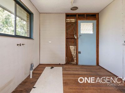 2 Frangipani Street, Inala