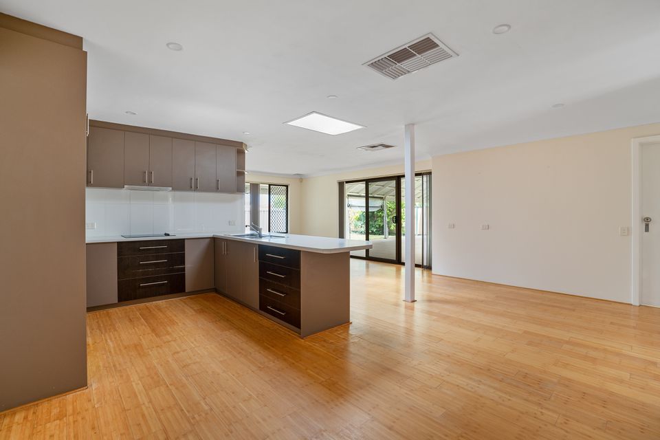 12 Pinedale Way, Safety Bay