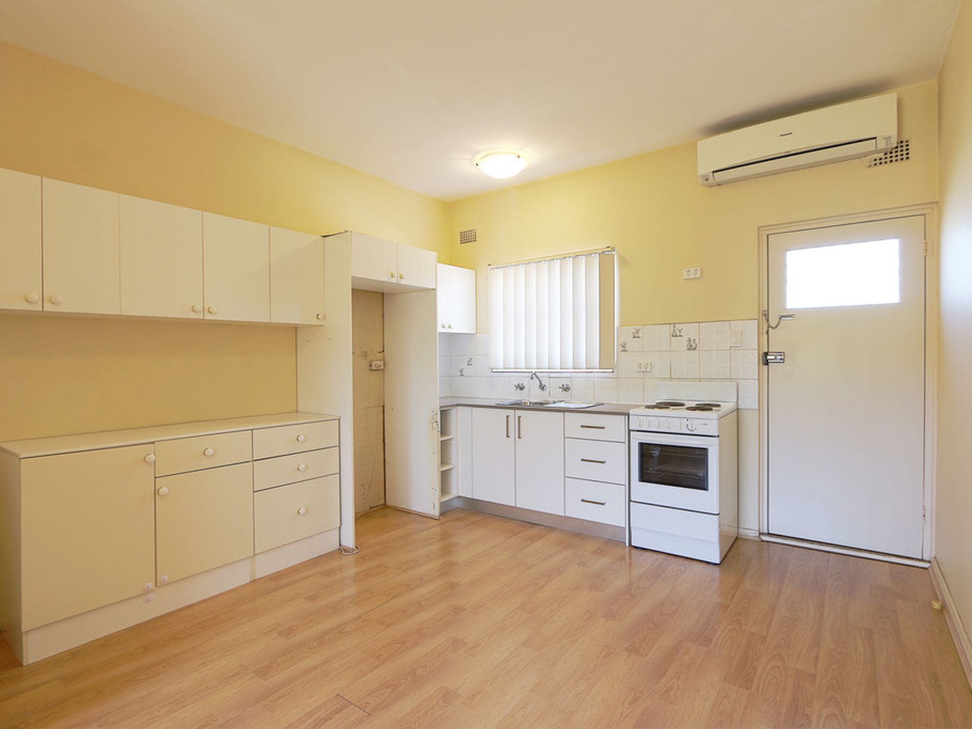 1 / 64 Railway Street, Rockdale