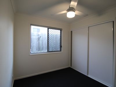 2 / 2 Herald Close, Kallangur