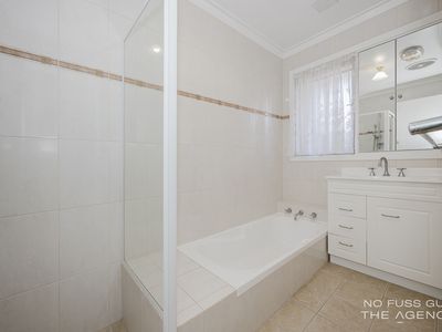 9 Burgland Drive, Girrawheen