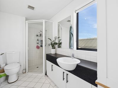 9 / 10 Eastbrook Terrace, East Perth