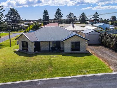 14 Chambers Street, Beachport