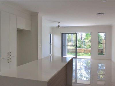 104 Cooper Crescent, Rochedale