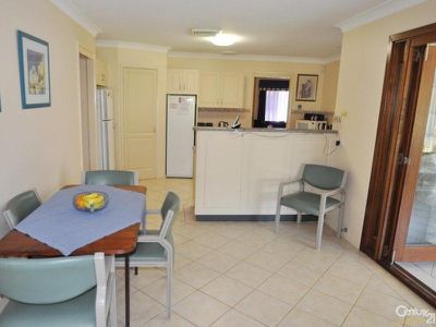 4 Mackay Drive, Dubbo