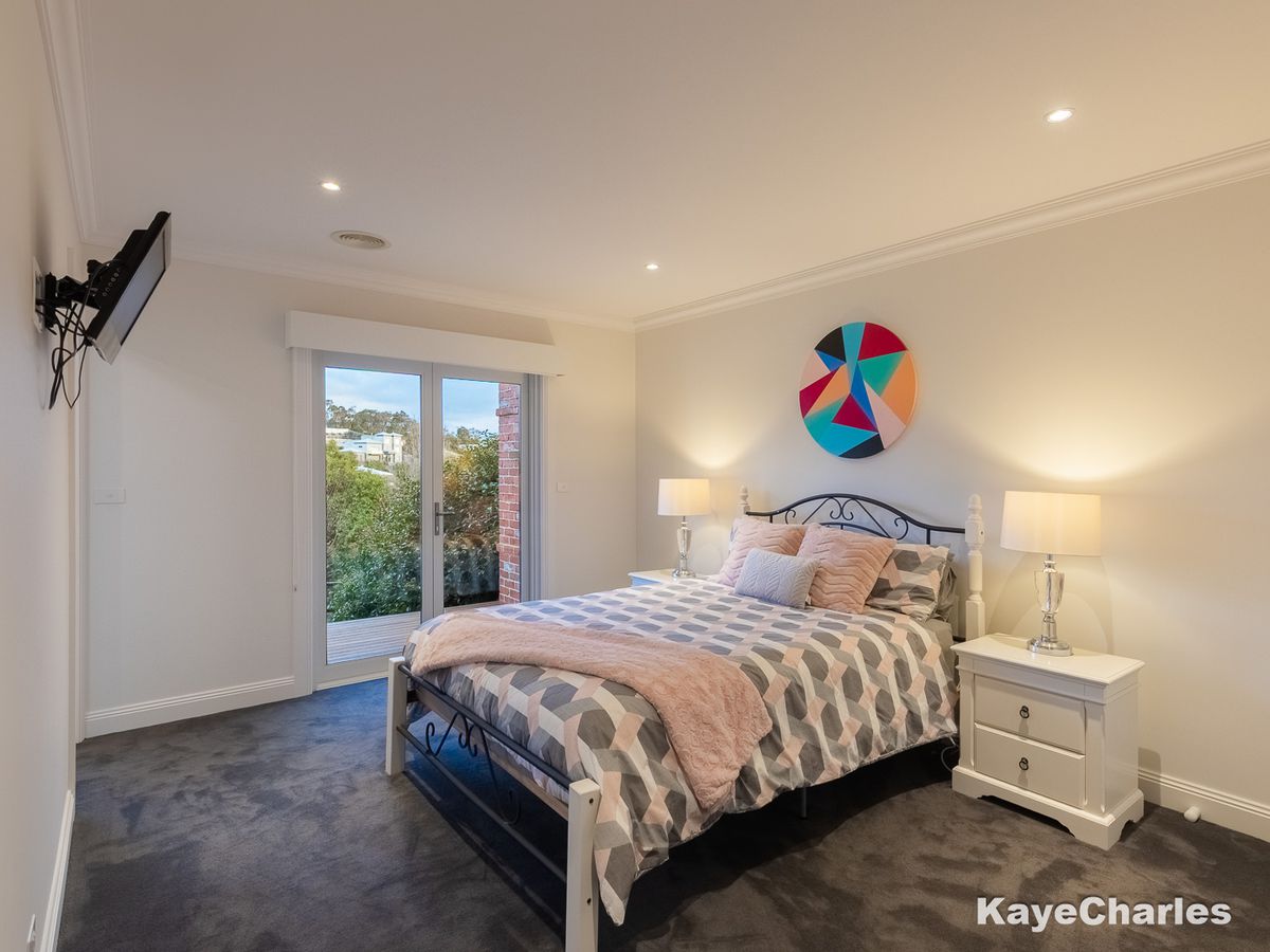 3 North Hidden Valley Circuit, Beaconsfield