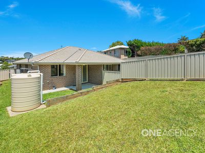 2A Huntingdale Dr, Mollymook