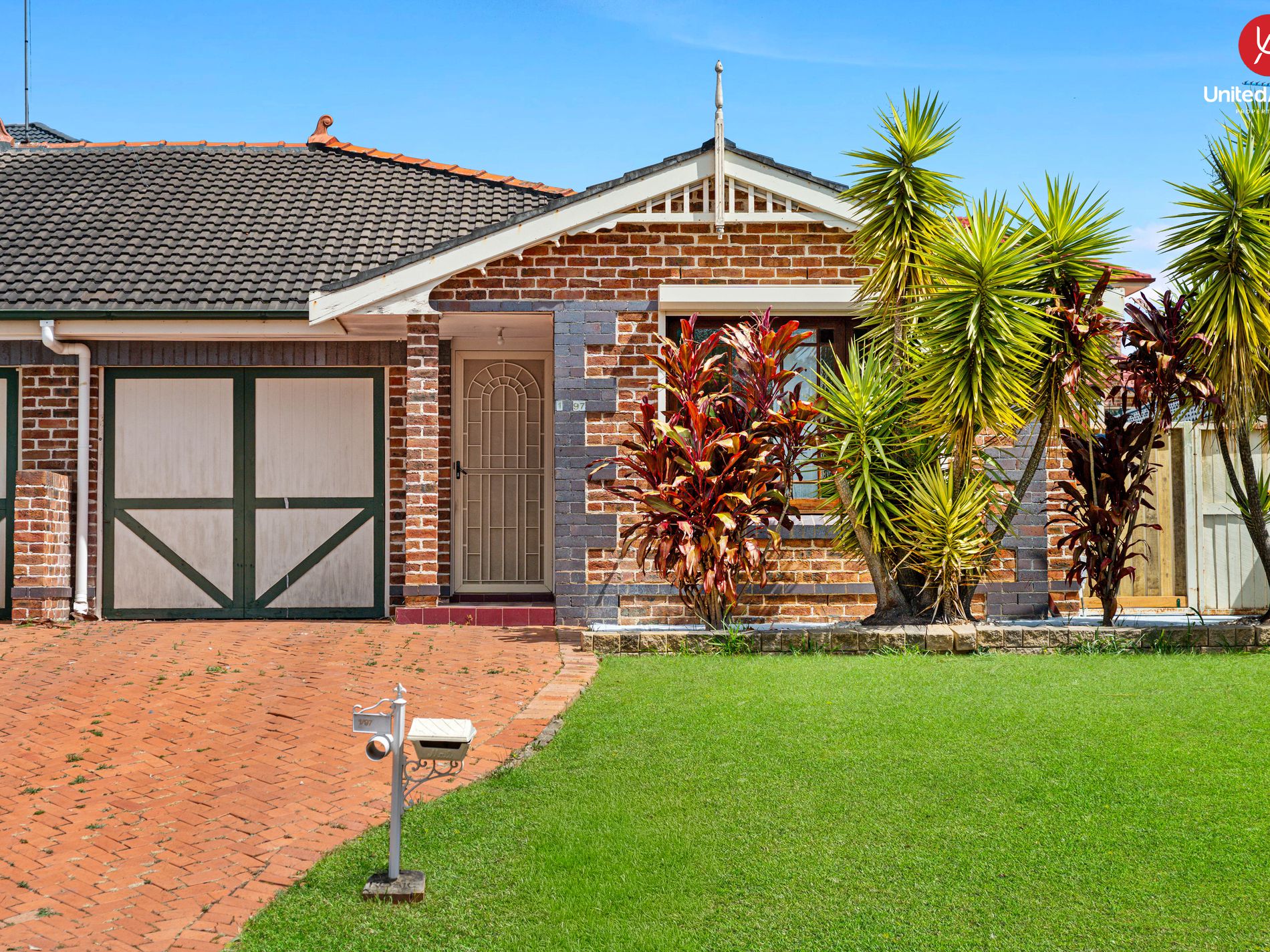 1 / 97 Lord Howe Drive, Hinchinbrook