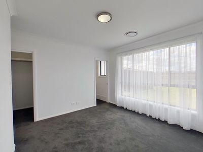 21 Waterway Crescent , Dubbo