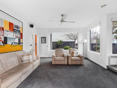 5 Oberon Way, Newport