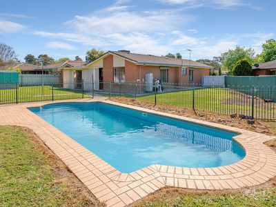 8 WIRILDA CLOSE, Wodonga