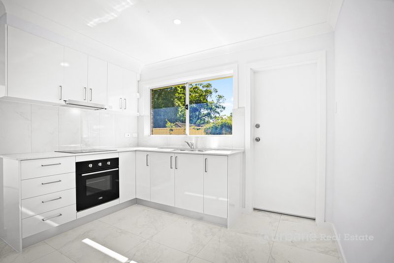 25 & 25A Adelphi Crescent, Doonside