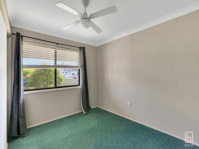 83 Ocean View Road, Gorokan