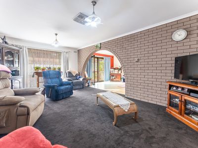 9-11 Clare Avenue, Lockington