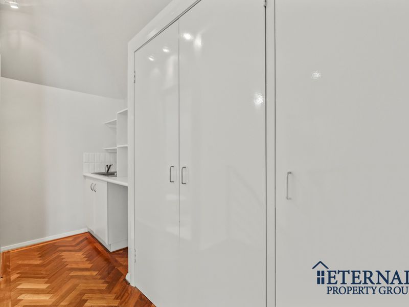 18 Haig Park Circle, East Perth