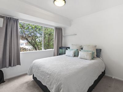 35 Rifleman Rise, Unsworth Heights