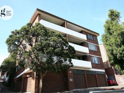 15 / 17 Meadow Crescent, Meadowbank