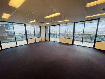 30804 / 9 Lawson Street , Southport