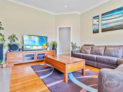 27 Jordana Place, Glass House Mountains