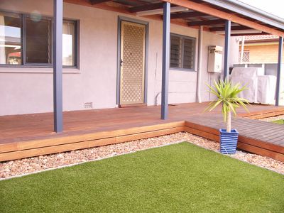93 Crown Terrace, Royal Park