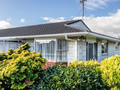 25 Knights Grove, Otaki